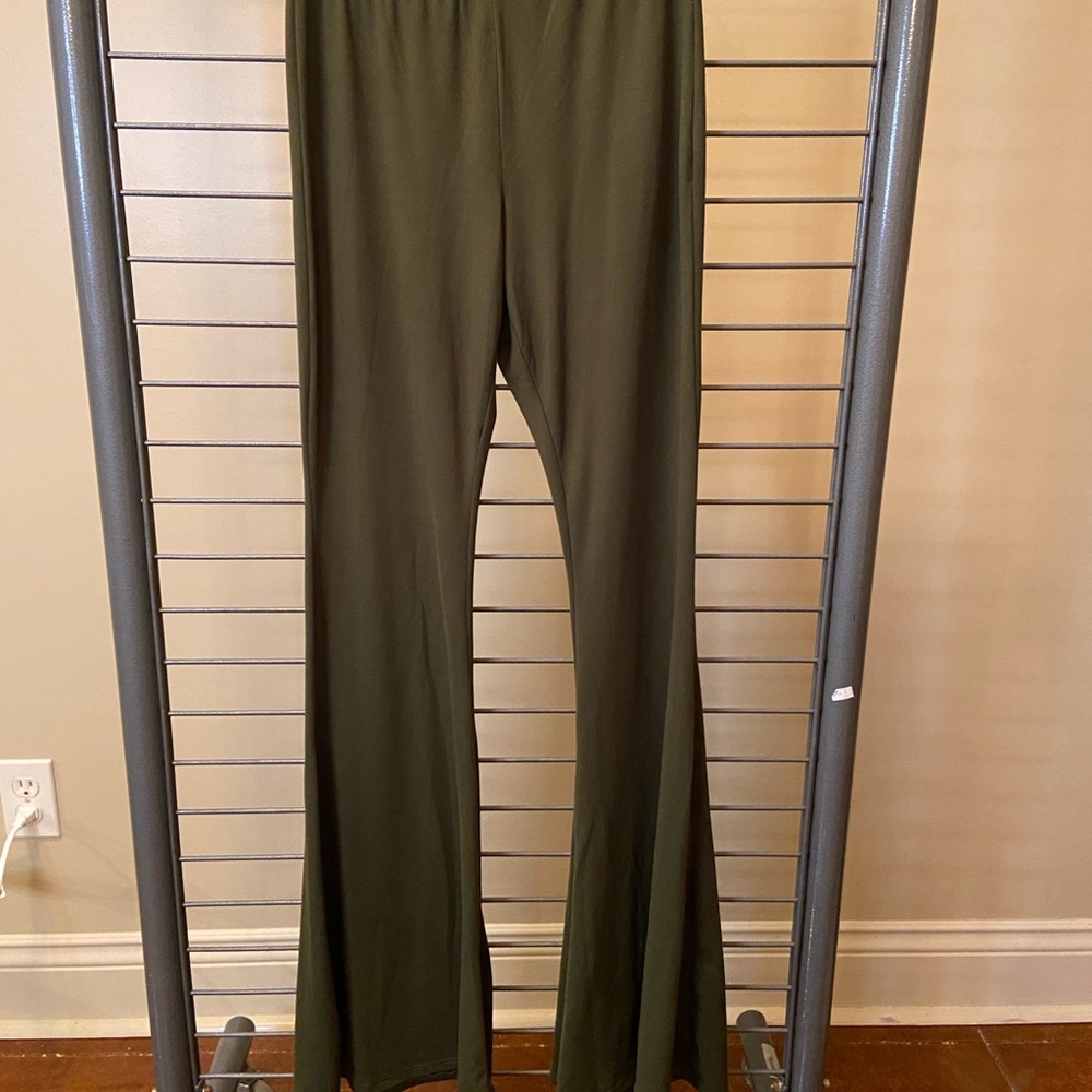 Forever 21 Olive Green Flare Leg Pants High Waisted Bell Bottoms Medium